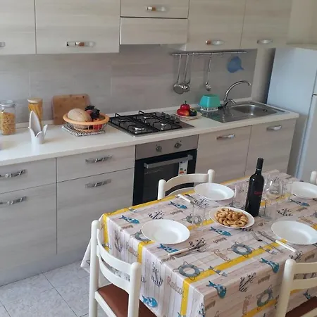 Διαμέρισμα Trilocale Ll08 A 300m Dal Mare San Foca